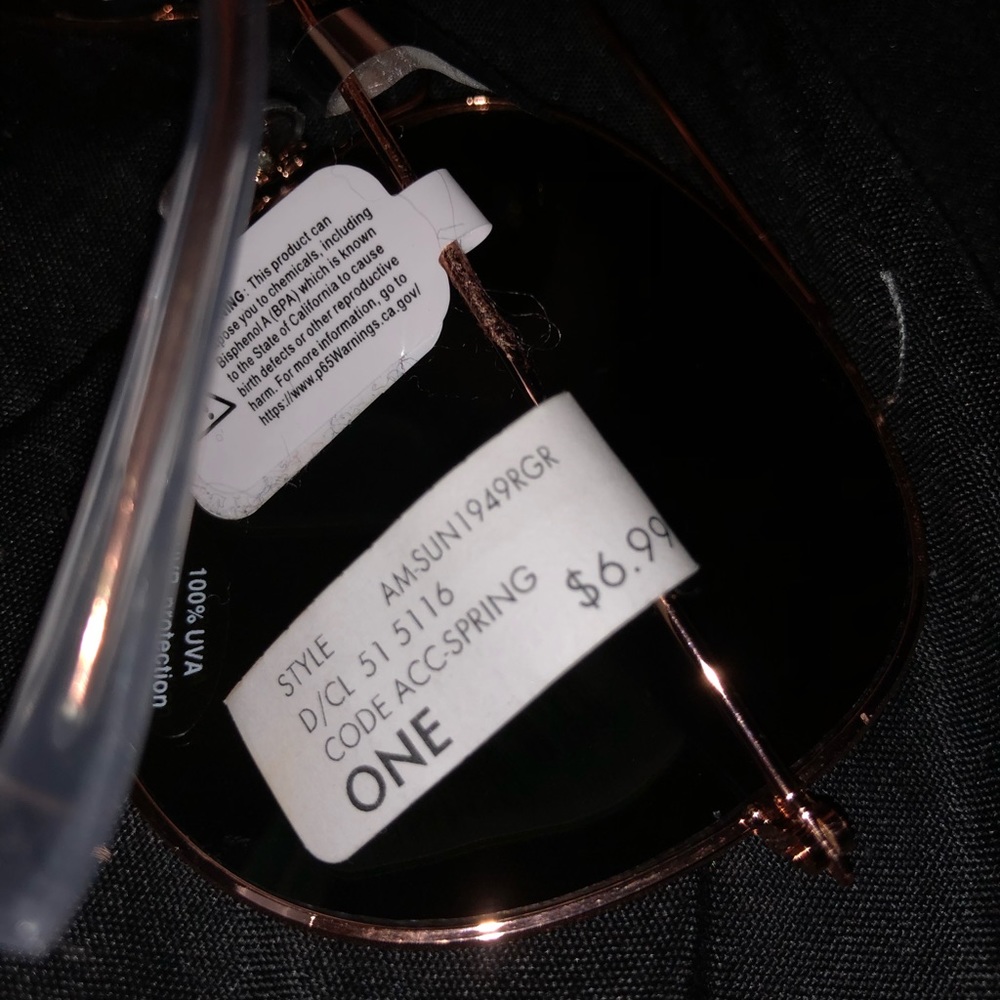 CHARLOTTE RUSSE AVIATOR SUNGLASSES